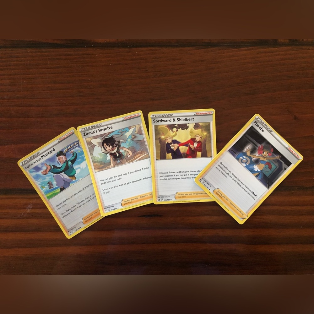 LIKE NEW Pokémon Supporter Cards